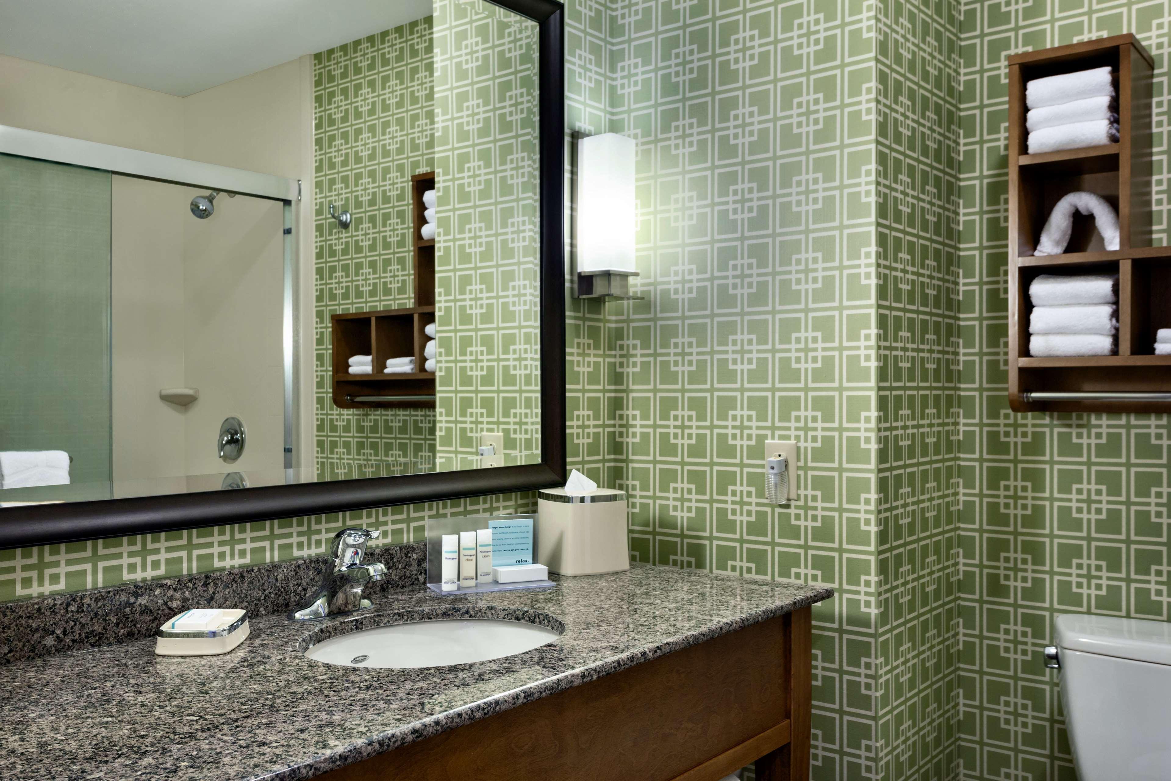 Hampton Inn And Suites Clayton/St. Louis-Galleria Area מראה חיצוני תמונה