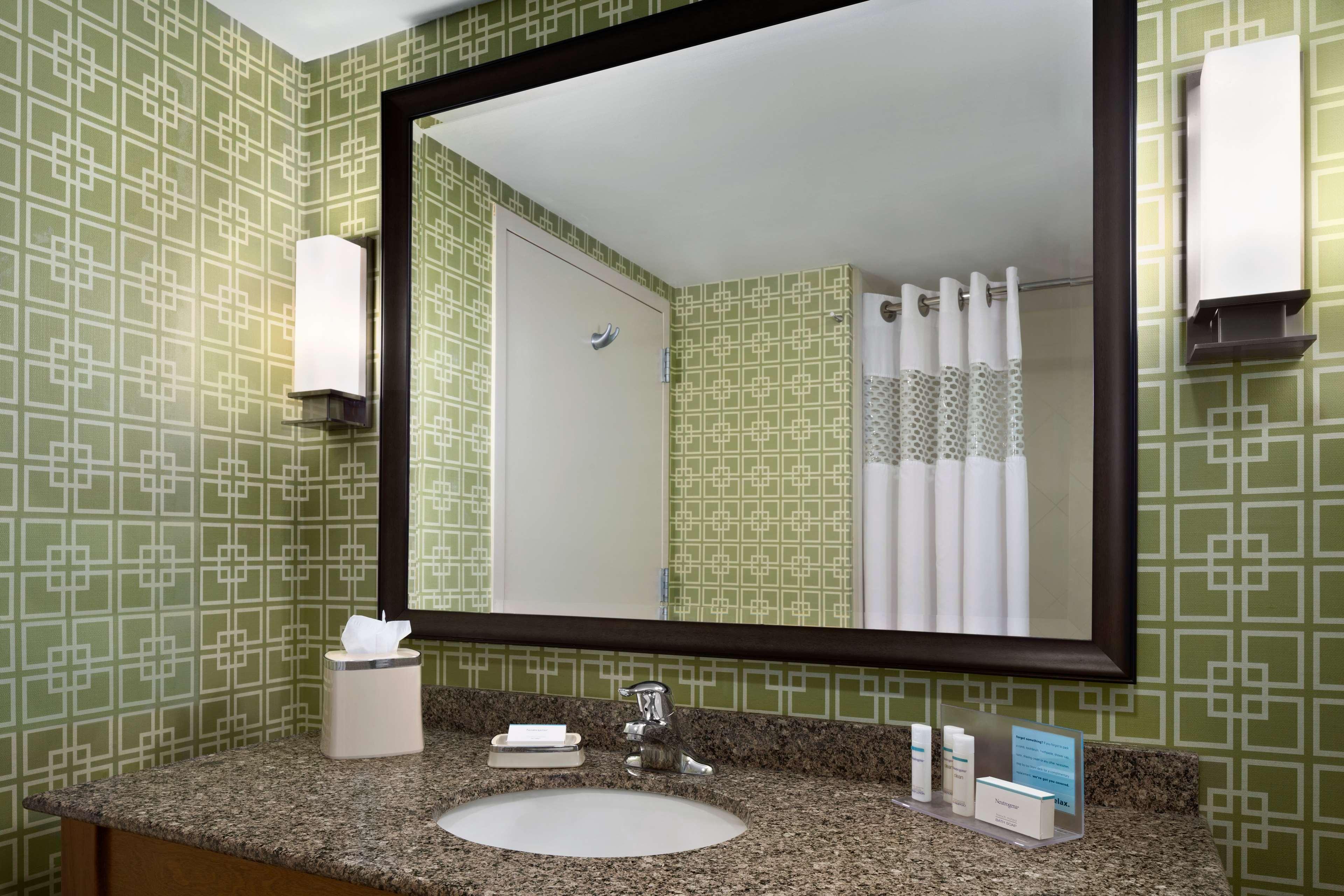 Hampton Inn And Suites Clayton/St. Louis-Galleria Area מראה חיצוני תמונה