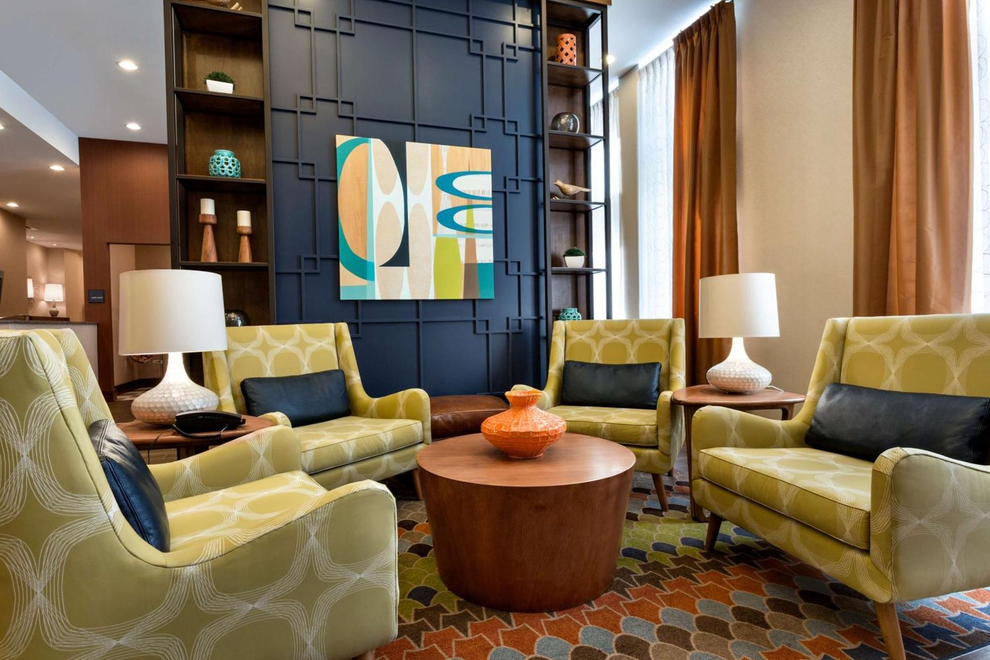Hampton Inn And Suites Clayton/St. Louis-Galleria Area מראה חיצוני תמונה