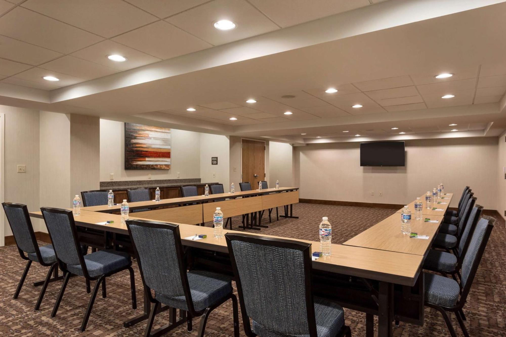 Hampton Inn And Suites Clayton/St. Louis-Galleria Area מראה חיצוני תמונה