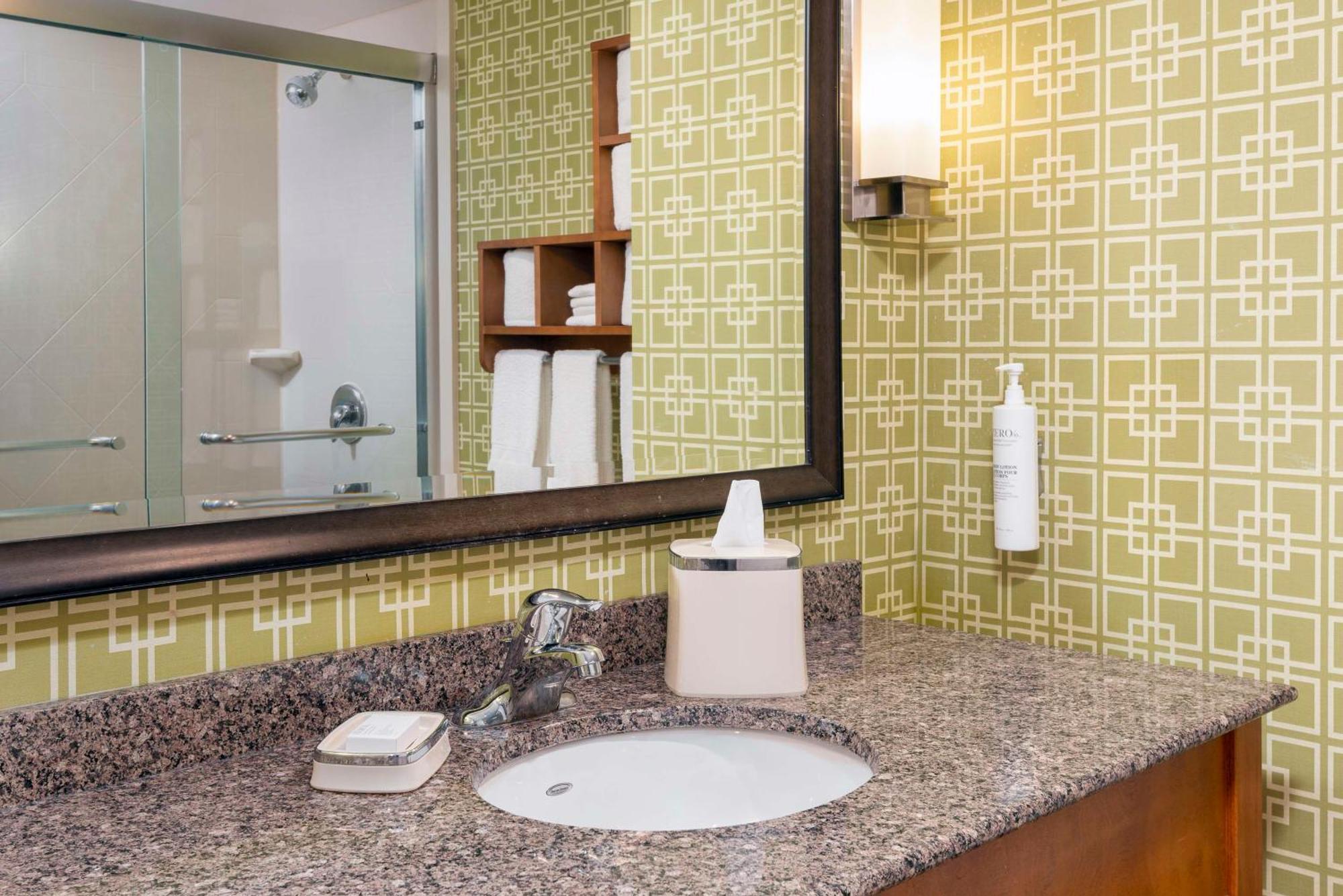 Hampton Inn And Suites Clayton/St. Louis-Galleria Area מראה חיצוני תמונה