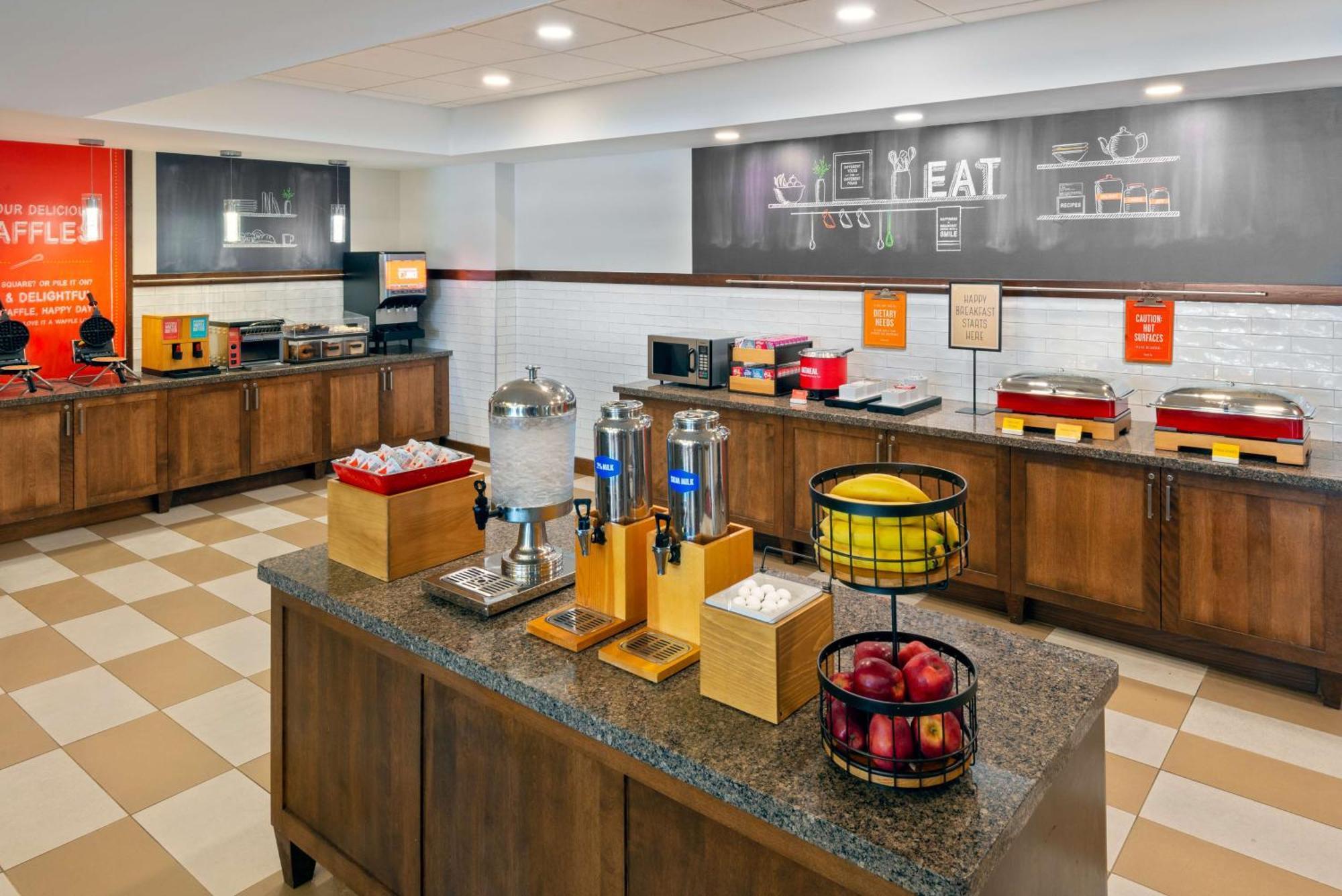 Hampton Inn And Suites Clayton/St. Louis-Galleria Area מראה חיצוני תמונה